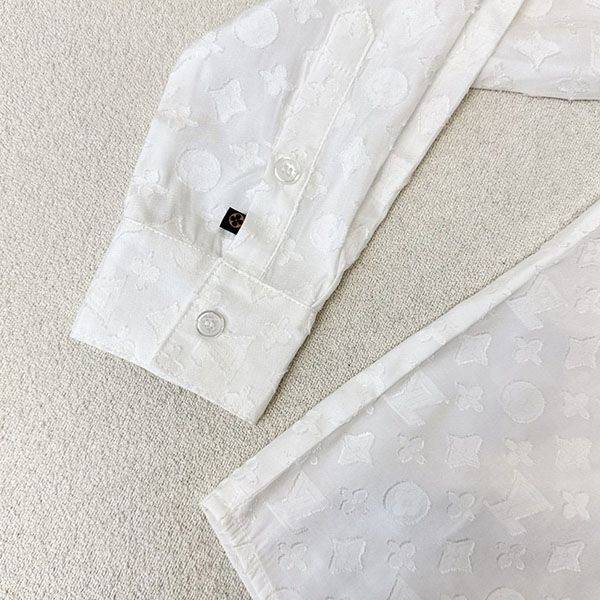 セレブ多数愛用 ルイヴィトン モノグラムフィルクーペ シャツ vug64127